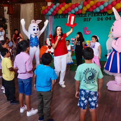 Festeja Ayuntamiento a las y los pequeñitos en su día