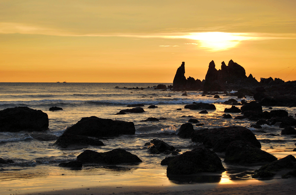 ATARDECER-GOA