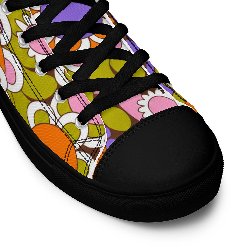 Thumbnail: Women’s Chesterfield High Top Canvas Shoes