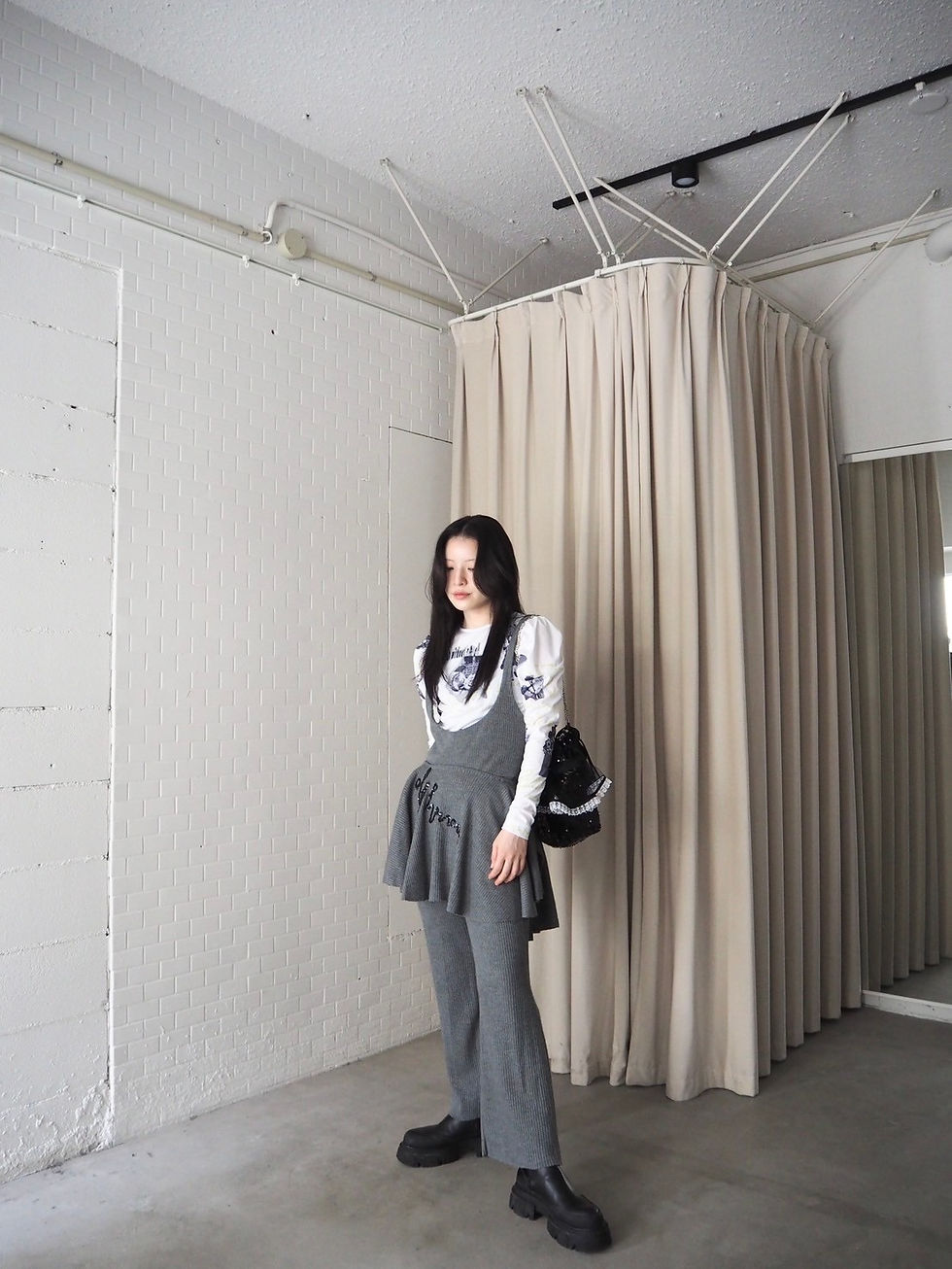 Thumbnail: 52℃ rompers / gray