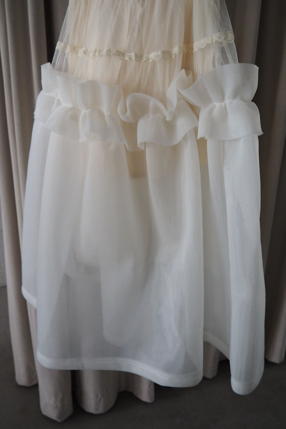 Thumbnail: 74℃ skirt / white