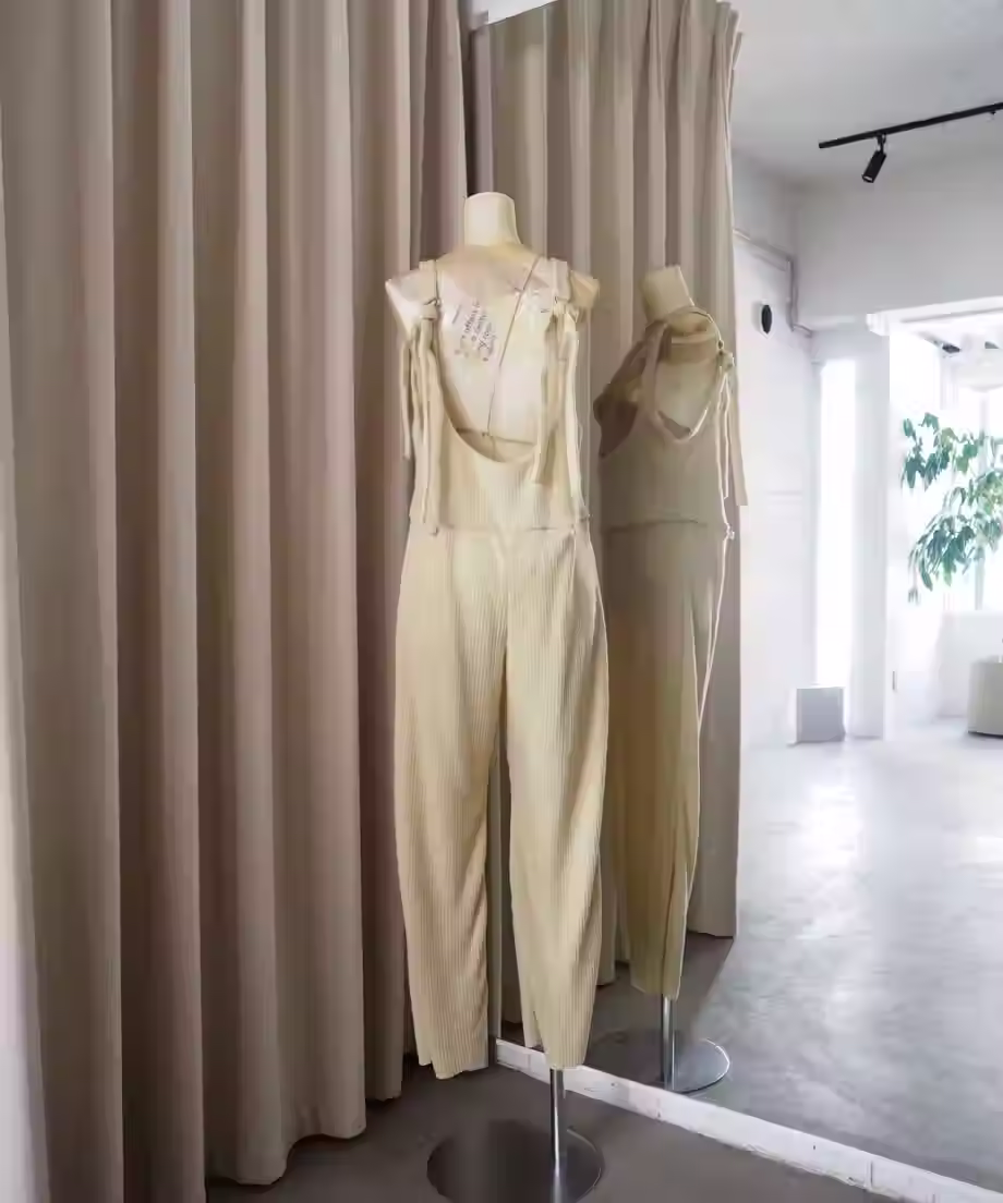 サムネイル： 52℃ rompers / cream