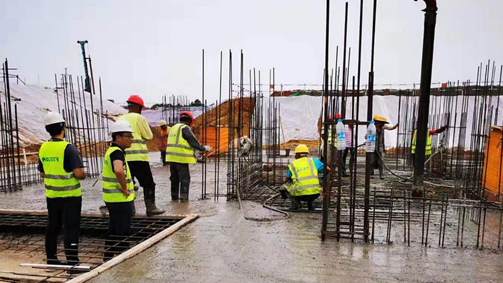 PIONEER® engineers inspect the pouring of steel fibres reinforced concrete on site.jpg