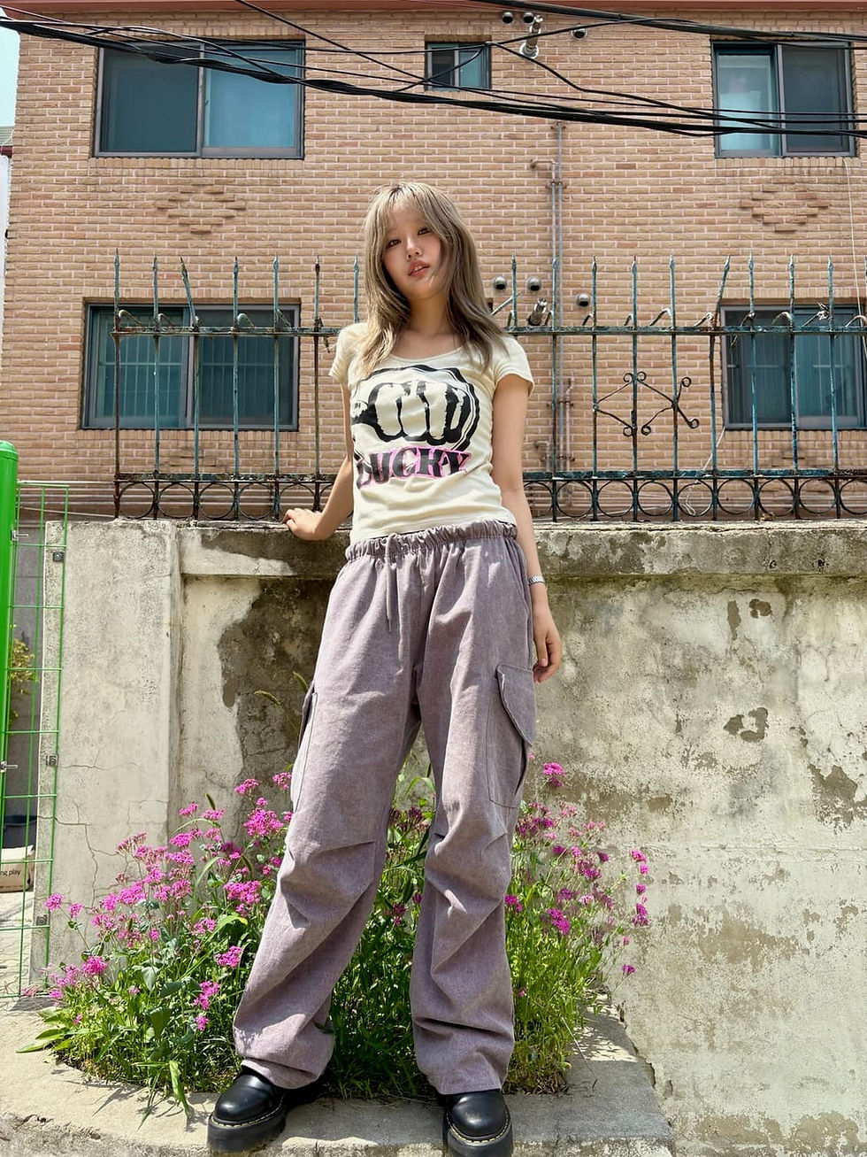 Thumbnail: Banding detail wide cargo pant