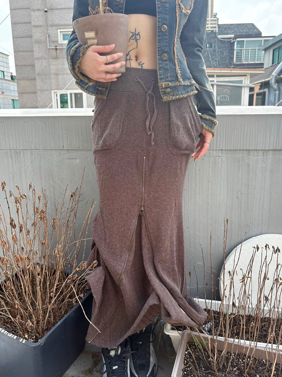 섬네일: Goa zip up detail long skirt