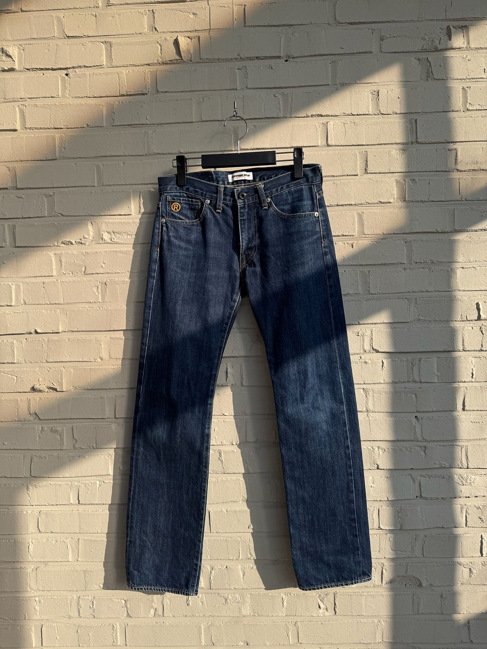 섬네일: Bape back detail denim jean