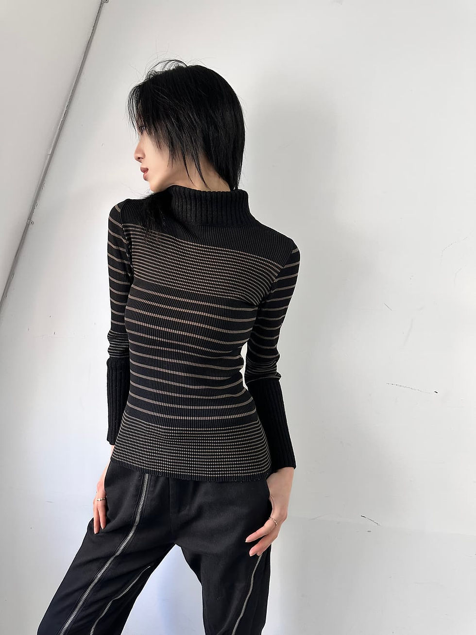 섬네일: Jean Paul Gaultier stripe turtle neck detail long sleeve