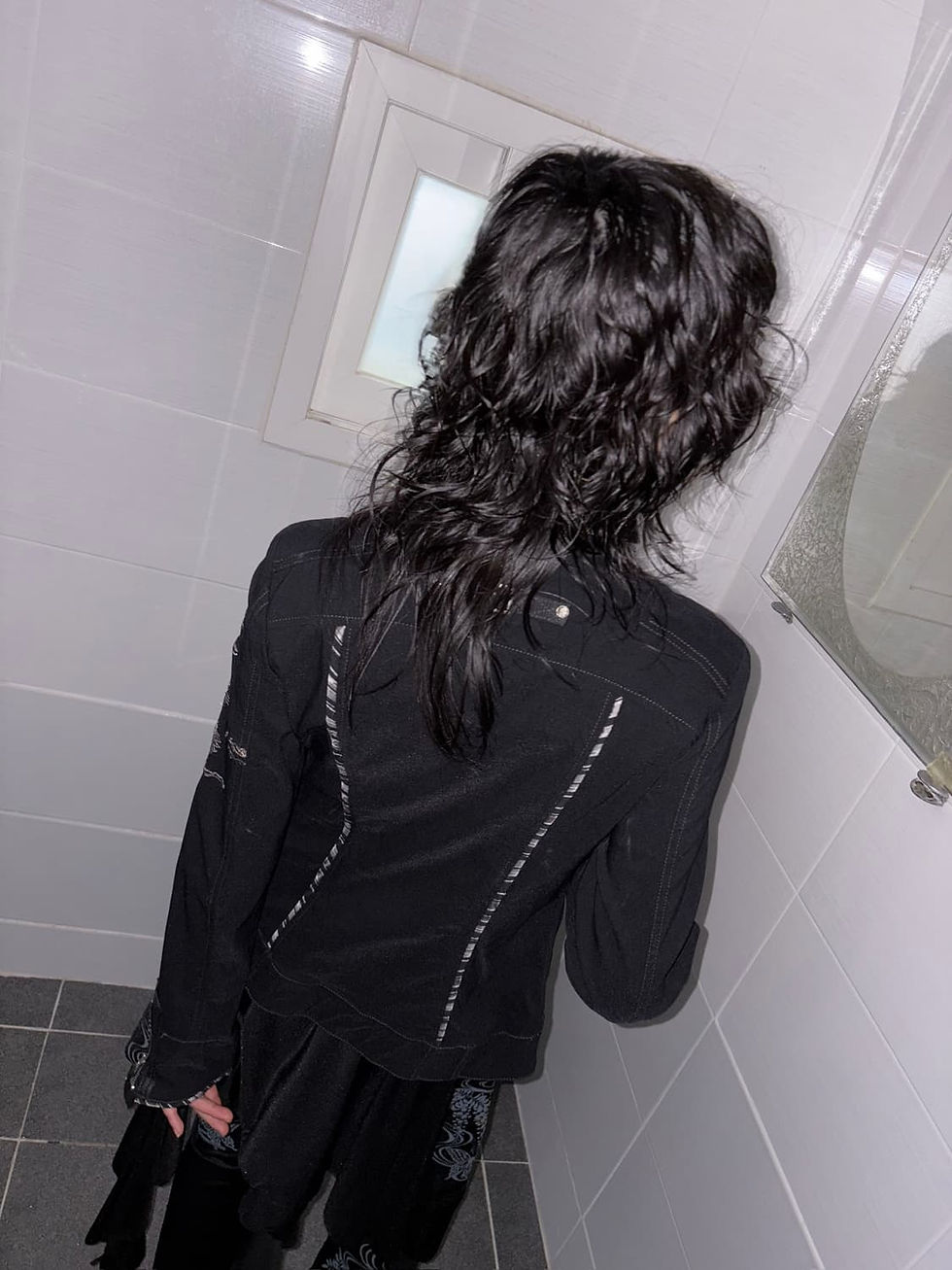 섬네일: Ozz on two way oriental detail jacket