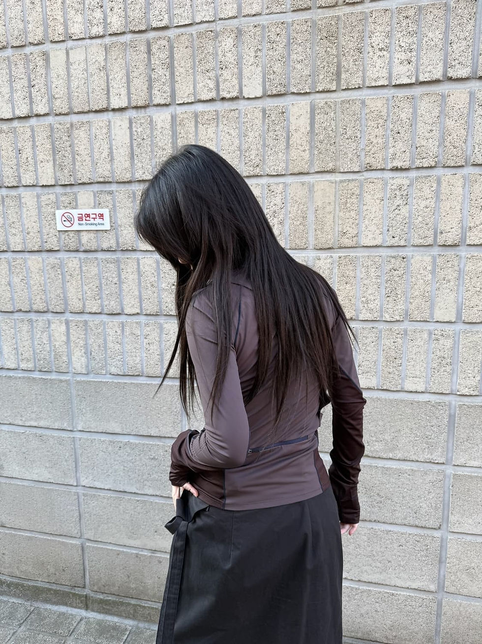 サムネイル： HYEIN SEO jersey detail long sleeve