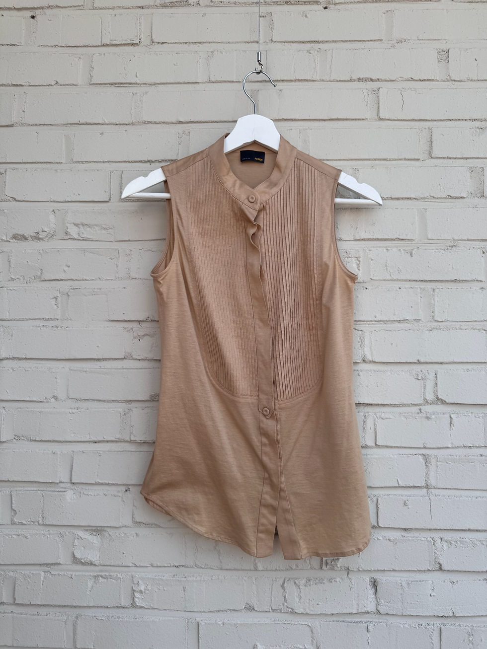 섬네일: FENDI sleeveless