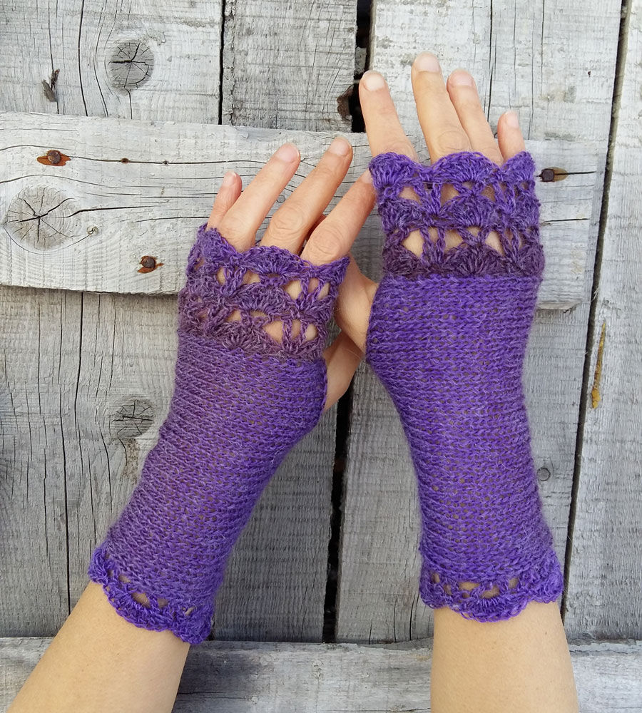 Purple Rain  Medium Fingerless Gloves Ombre Shades Lilac to Purple
