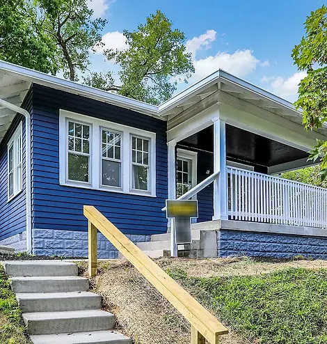 Screenshot 2025-06-10 at 4.56_edited.jpg