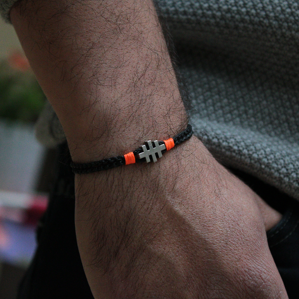 Küçük resim: Sangie-Black-Orange-Alt-1