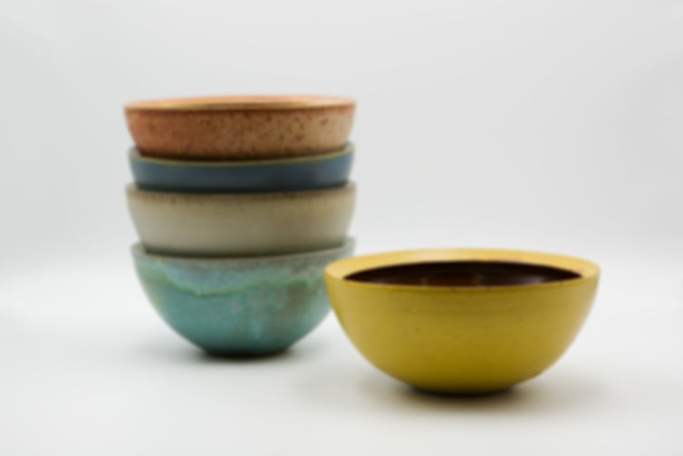 Bevel Rim Bowl | medium | 2.5 qt.