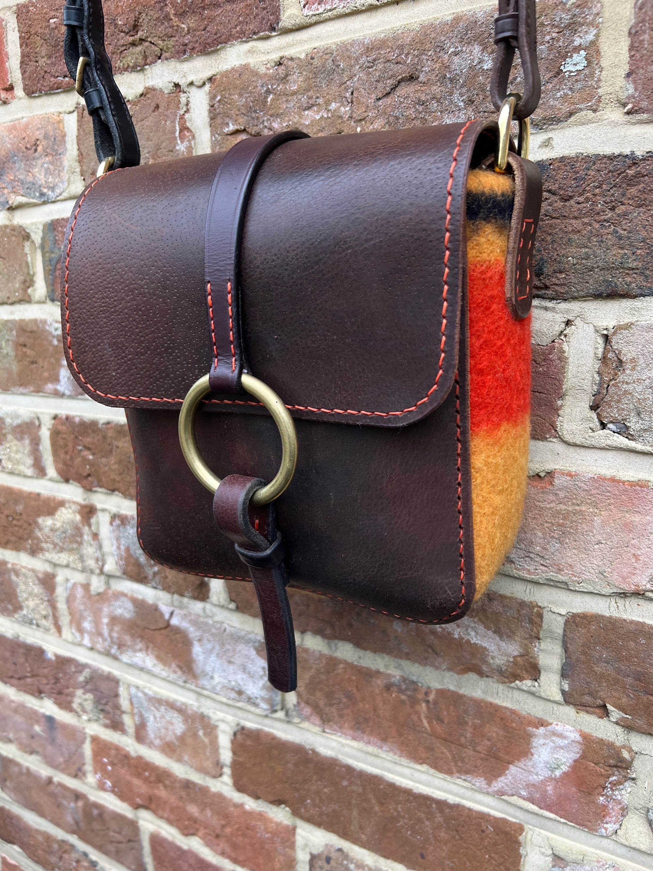 “Mothill” spirit saddlebag