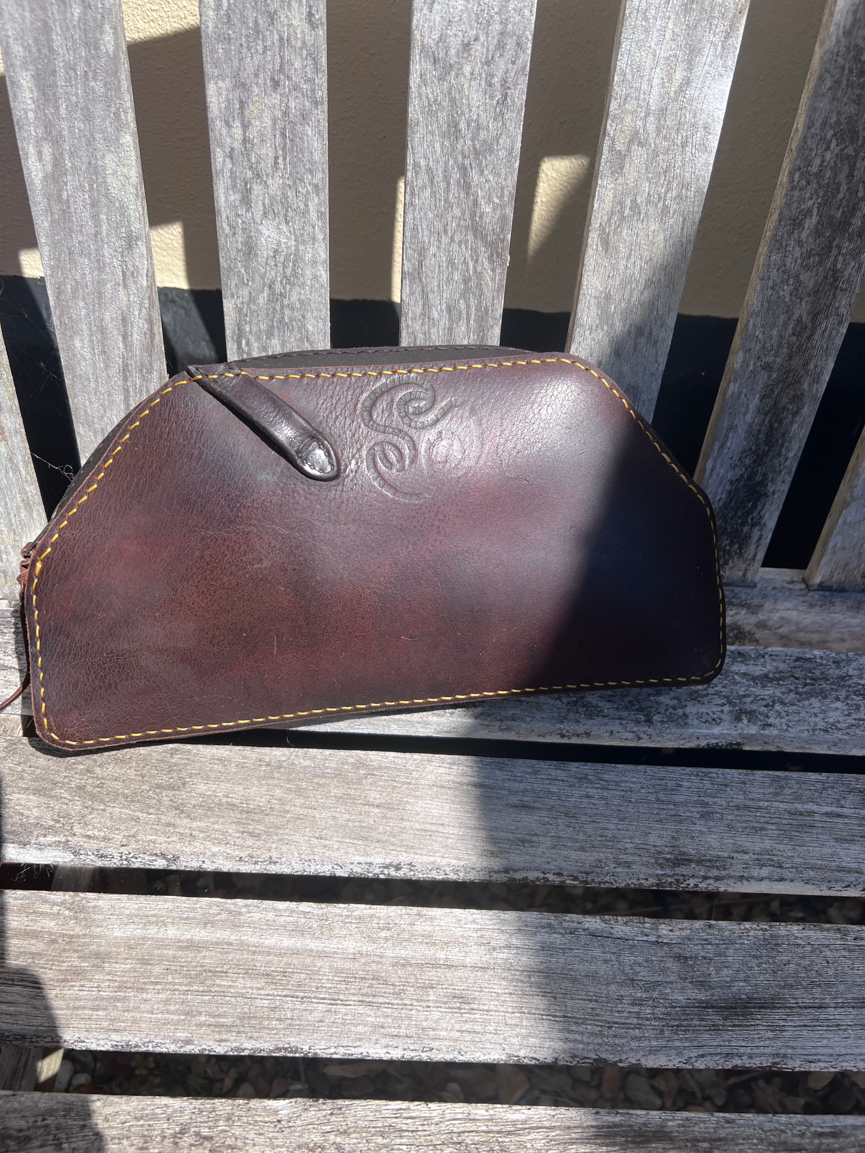 Saddle Clutch