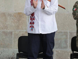 AMLO ANUNCIA INCREMENTO EN PENSIONES PARA ADULTOS MAYORES EN 2024 RECIBIRÁN 6 MIL PESOS BIMESTRALES