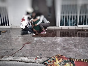 DOS LESIONADOS DEJA RIÑA EN "LA FACULTAD"