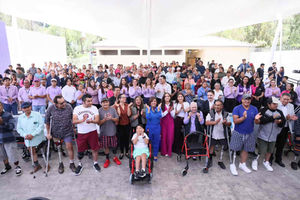 ENCABEZA GOBERNADORA ENTREGA DE AYUDAS FUNCIONALES PARA PERSONAS CON DISCAPACIDAD