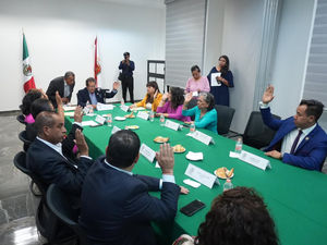 APRUEBA COMISIÓN DE PUNTOS CONSTITUCIONALES DICTAMEN PARA AUTORIZAR LA DONACIÓN DE LOTES PROPIEDAD DEL MUNICIPIO DE AMAXAC DE GUERRERO