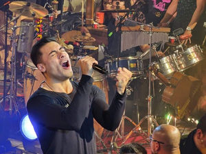 CARLOS RIVERA MANTIENE RACHA Y ÉXITO EN SU TIERRA CON FERIA 2022, INFORMA DE NUEVA GIRA EN 2023