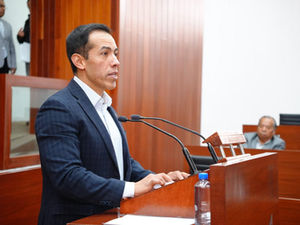 PROPONE BLADIMIR ZAINOS ARMONIZAR LA CONSTITUCIÓN LOCAL CON LA FEDERAL EN MATERIA DE NO REELECCIÓN Y NEPOTISMO ELECTORAL