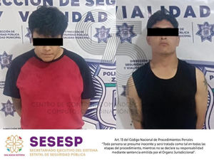 FRUSTRAN ROBO DE CAMIONETA Y ASEGURAN A DOS MASCULINOS, EN ZACATELCO