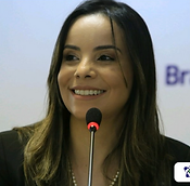 Dra. Renata Vianna.png