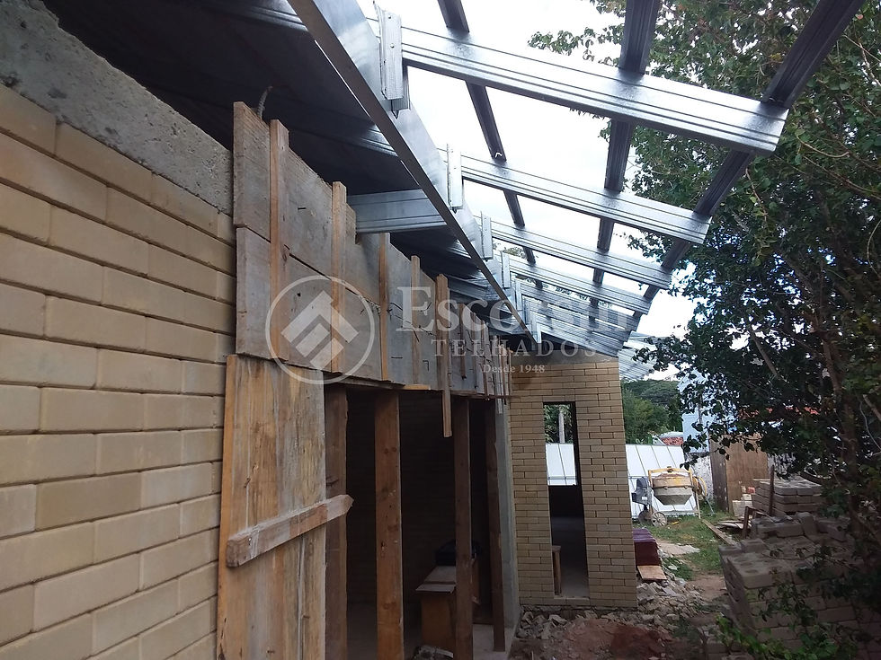 Telhados de aço (Steel Frame) - Carpintaria - Escorsin Telhados - Curitiba 13