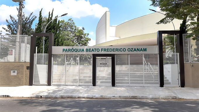 Frente Igreja.jpeg