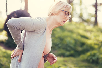 personnes âgées chiropracteur