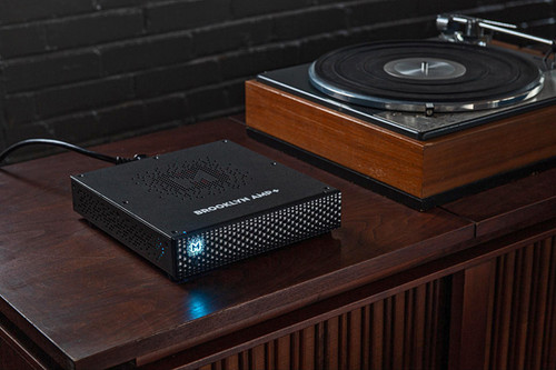 MYTEK DIGITAL Brooklyn AMP＋ Mytek Digital Brooklyn Amp+ Headphone Amplifier – Headphones.com