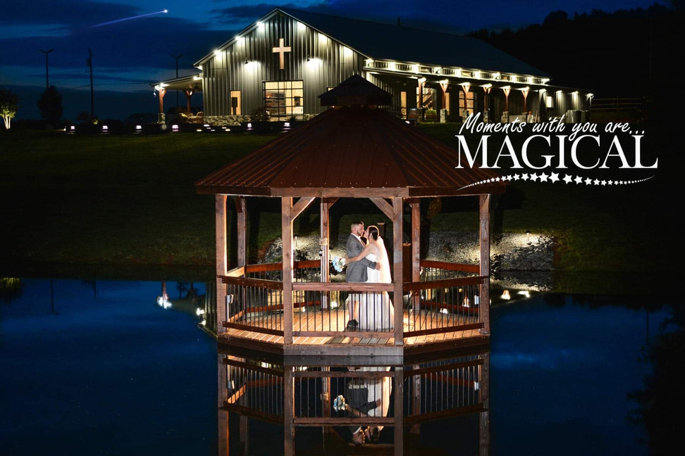 Wedding Venue The Barn At Wall's Pond Elkin