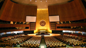 United Nations General Assembly hall. Wikimedia Commons.