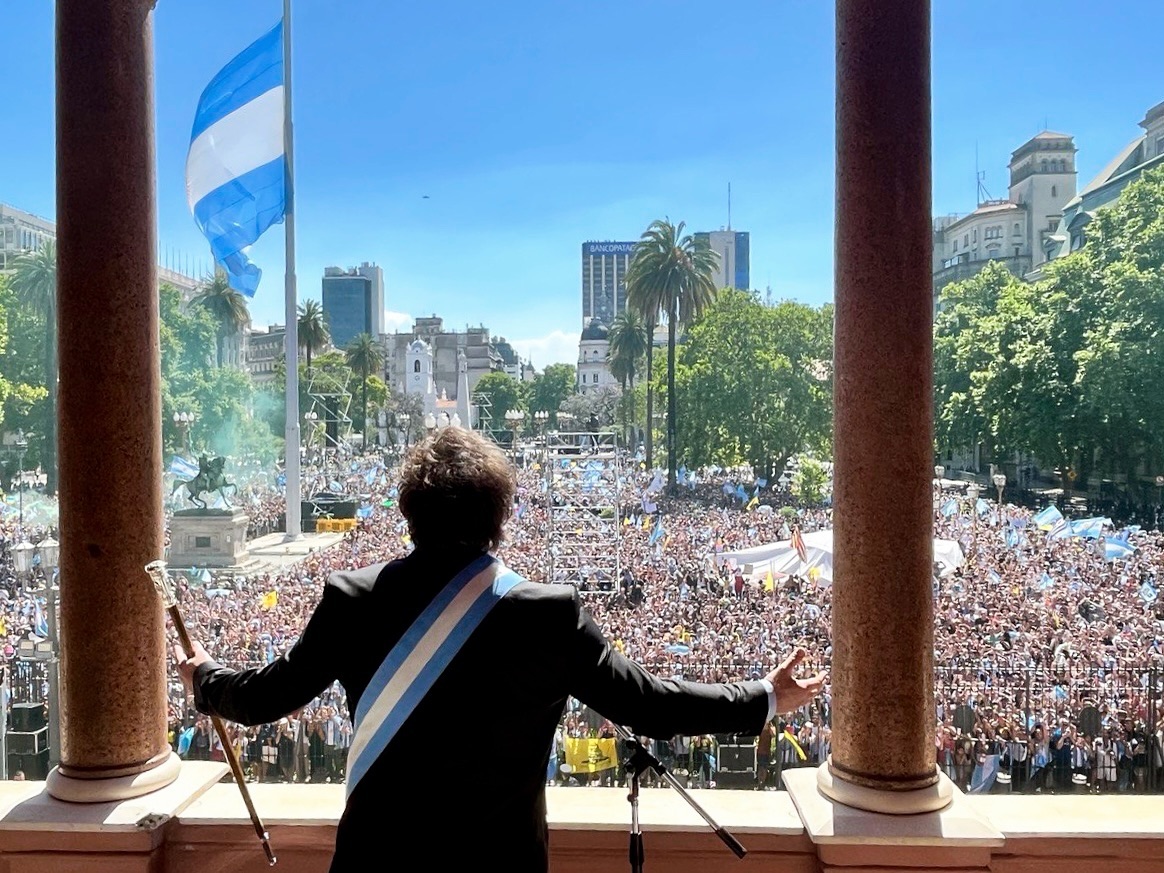 Argentina bars Brazilian journalist who criticized Milei for five years