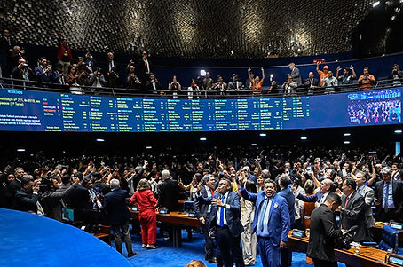 Brazilian Senate Ends Six-Day Workweek