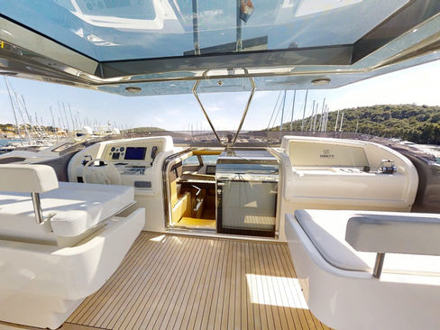 FERRTI 960 Yacht for sale