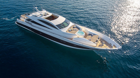 Quantum Yacht for Charter | WYB