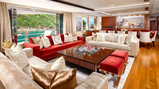 MIRAGE IV Yacht for Charter - Princess 40m - Croatia