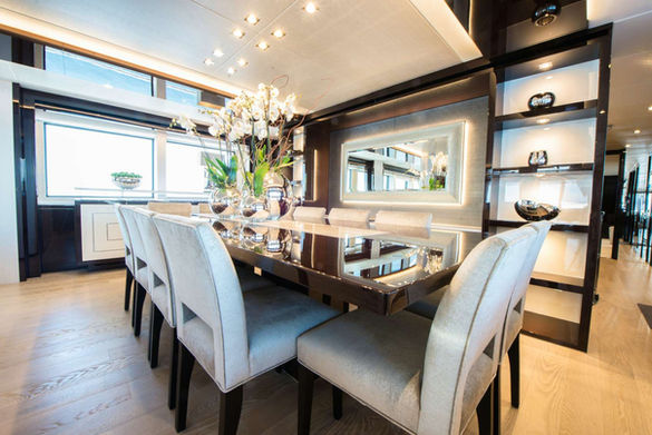 E-MOTION Yacht for Charter