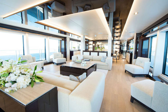 E-MOTION Yacht for Charter