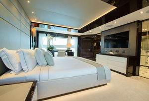 E-MOTION Yacht for Charter