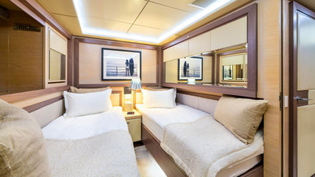 Ocean Drive Yacht for Charter