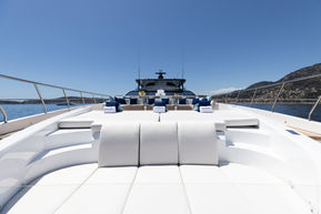 ARTEMIS Yacht for Charter
