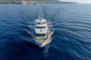 UNICKA Yacht for Charter - Sanlorenzo SD92