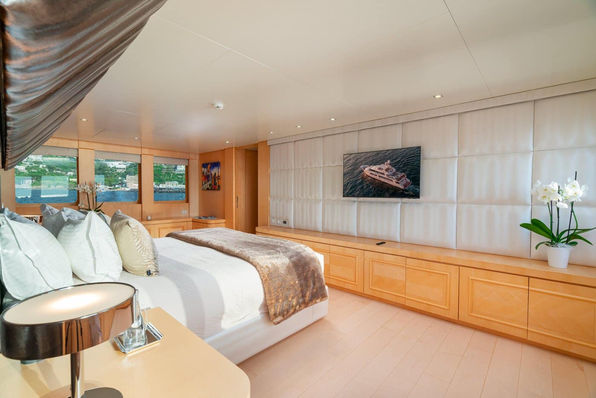 ATOM Yacht for charter