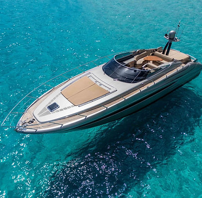 RIVA Rivale 52 for Charter in Lake Como