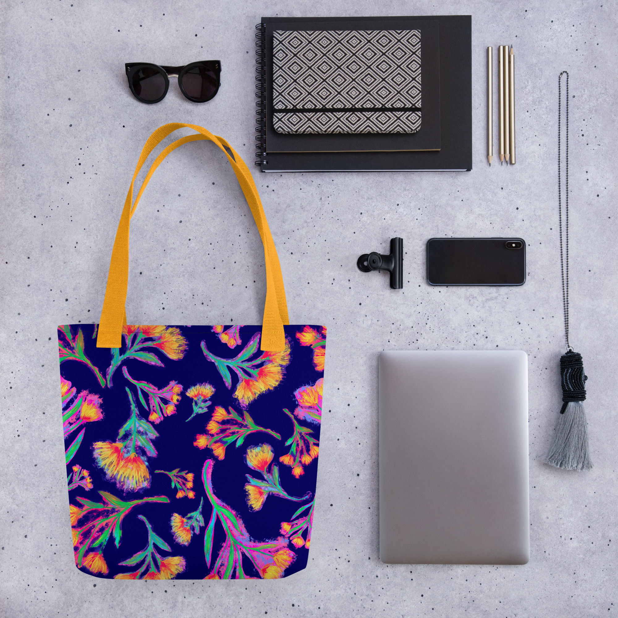 Tote bag