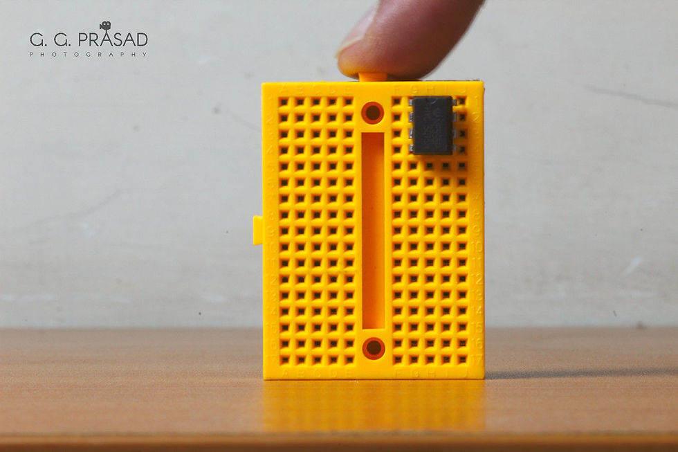 Thumbnail: Electronic component Image - Protoboards with Integrated circuit chip
