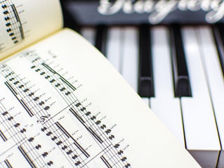 Pourquoi commencer le piano cette année